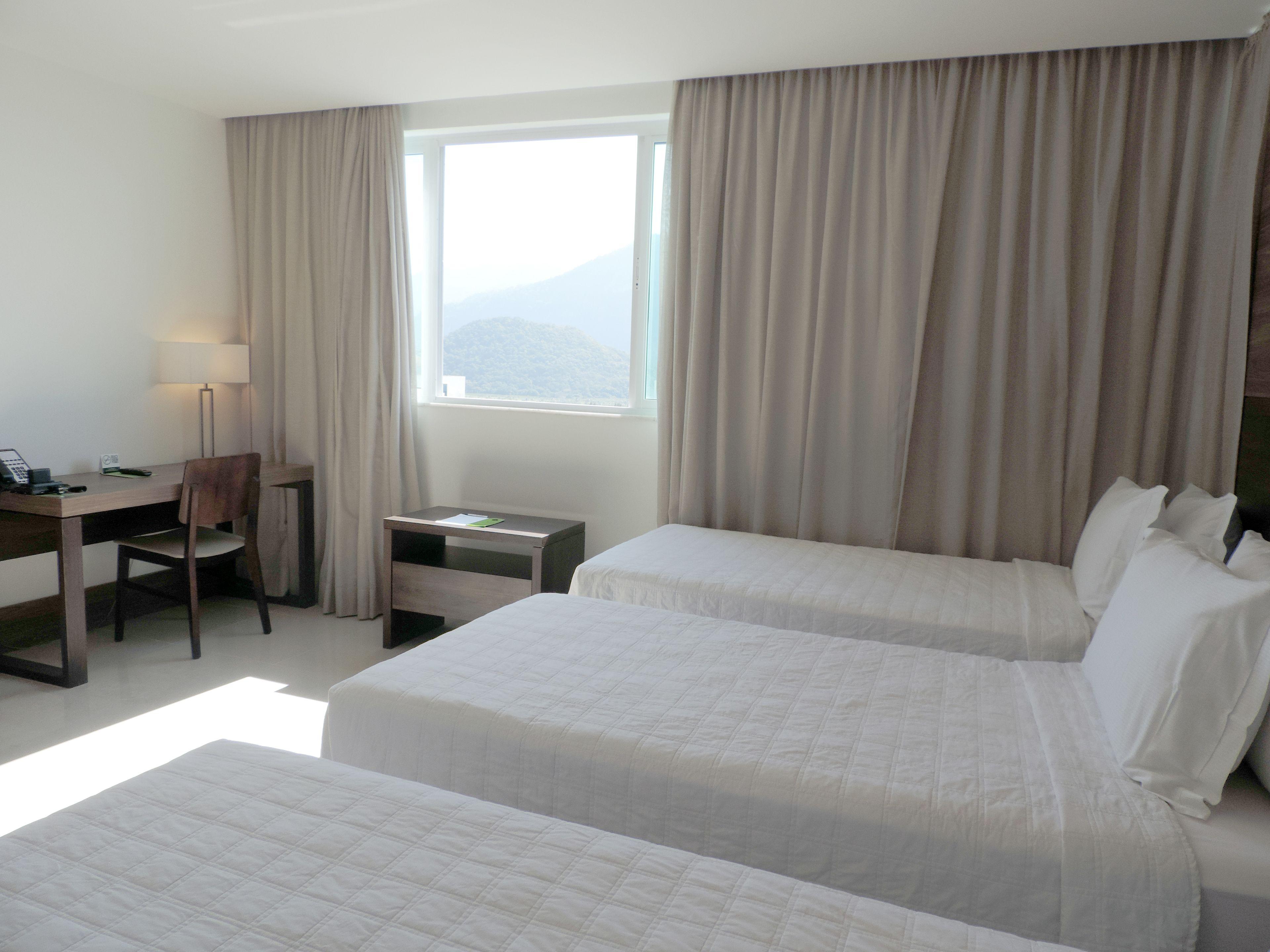 Americas Barra Hotel — Photos 1